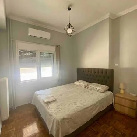 Lovely Flat Korydallos Pireu Exterior foto