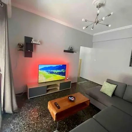 Lovely Flat Korydallos Pireu Exterior foto